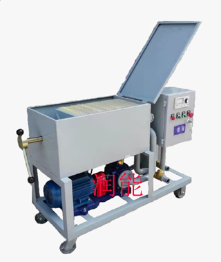 RLY-100加热型板框式滤油机牵手广东佛冈达味特钢有限公司